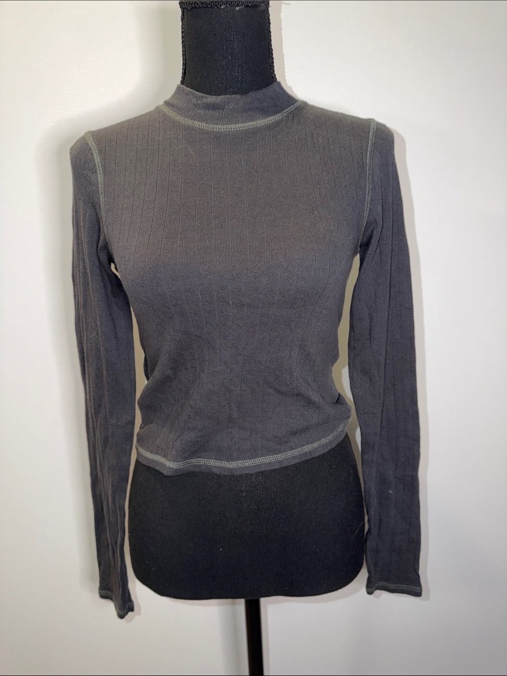 NWT American Eagle Outfitters Charcoal Ribbed Mock Neck Long Sleeve Top